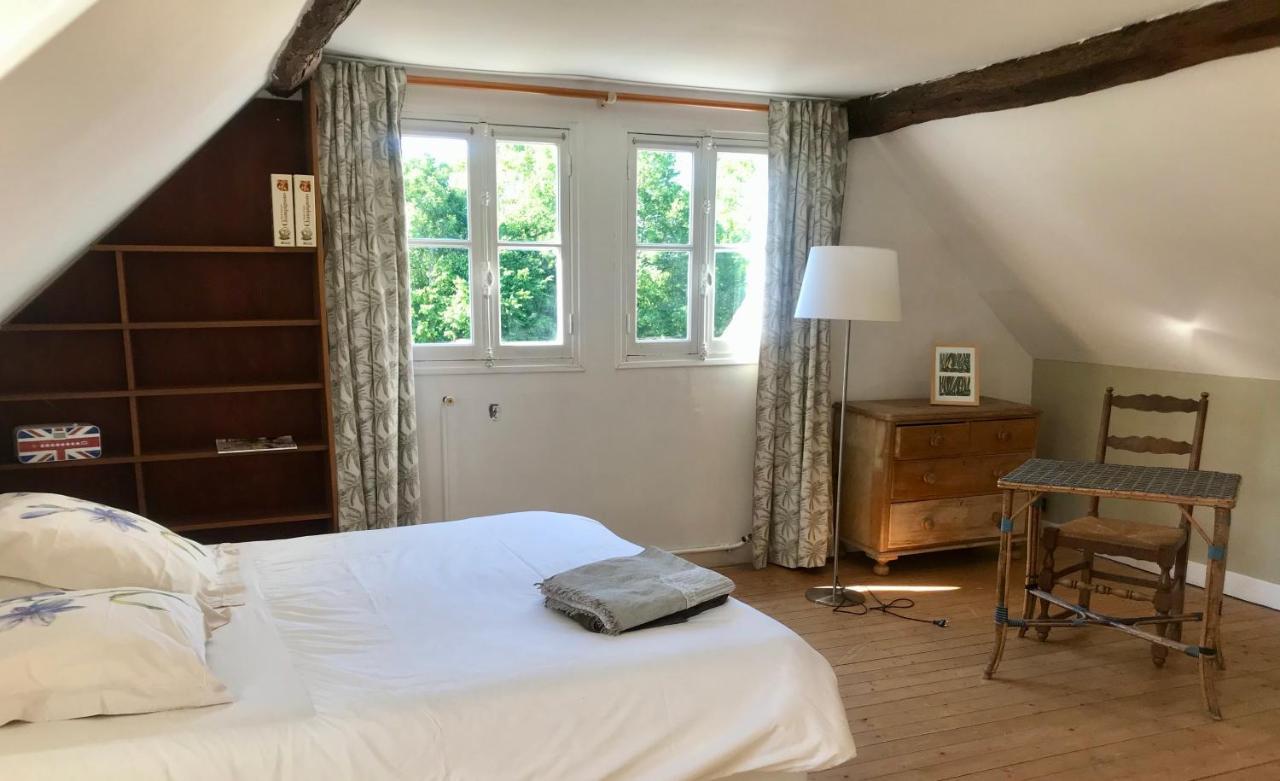 Gite De Mauxe Acquigny Buitenkant foto