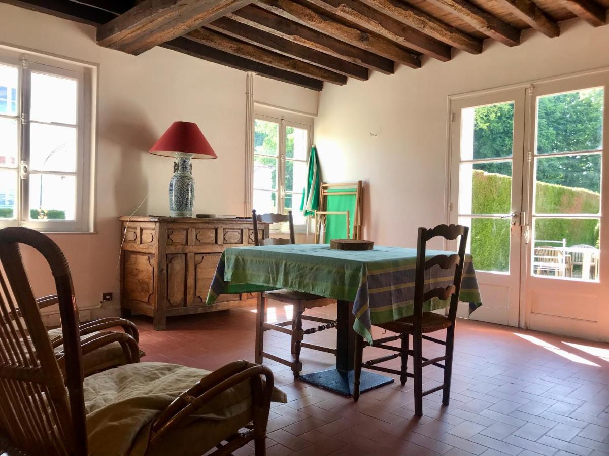 Gite De Mauxe Acquigny Buitenkant foto